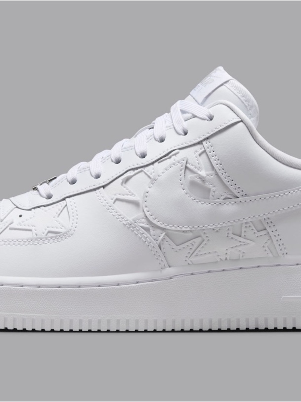 Air Force 1 ‘07 EDGE - White- Metallic Silver